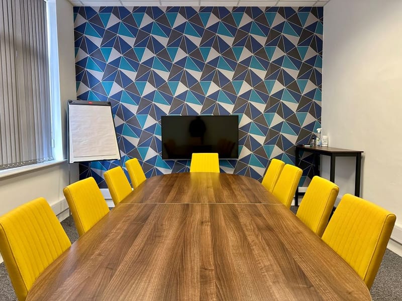 Sunningend Business Centre - 22 Lansdown Industrial Estate, GL51 - Cheltenham image 11