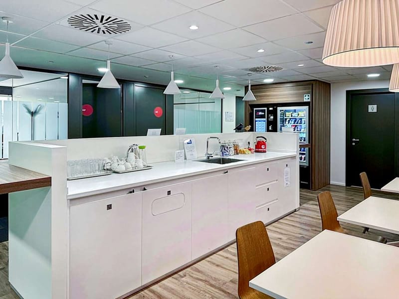 IWG (Regus) - 108 Via Roma, 20060 - Cassina de Pecchi image 13