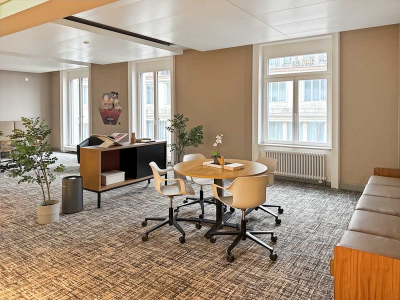 IWG (Regus) - 11 Bahnhofquai, 8001 - Zurich image 6