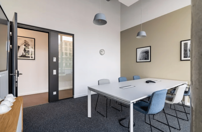 IWG (Regus) - 3 Basler Strasse, 61352 - Bad Homburg image 4