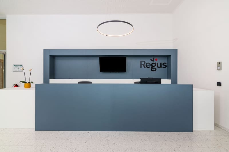 IWG (Regus) - 3 Basler Strasse, 61352 - Bad Homburg image 2
