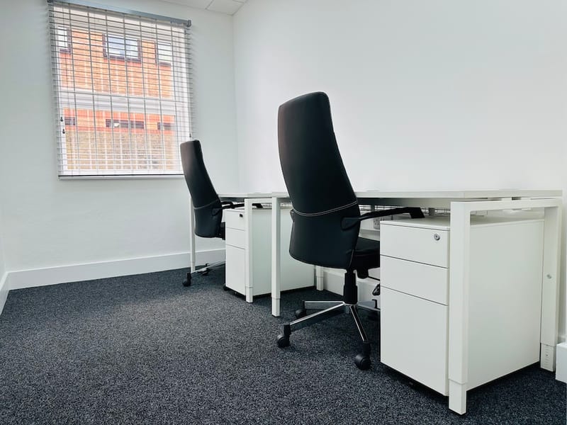 Adelaide Hub Ltd - 12 Kings Edward Road, CM14 4HL - Brentwood image 3