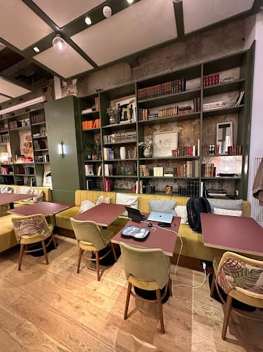 One Cowork - Placa Catalunya - 9 Carrer dEstruc, 08002 - Barcelona image 7