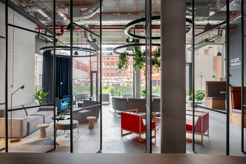Scott.Weber Workspace - 39 Pernerova, Praha 8 - Prague image 3