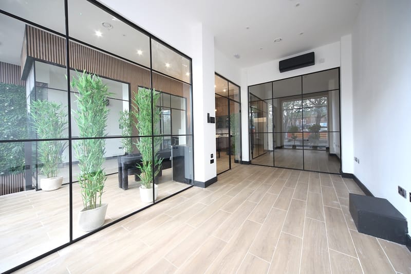 Varis Workspaces Ltd - 751 High Road, N12 8LD - North Finchley image 11