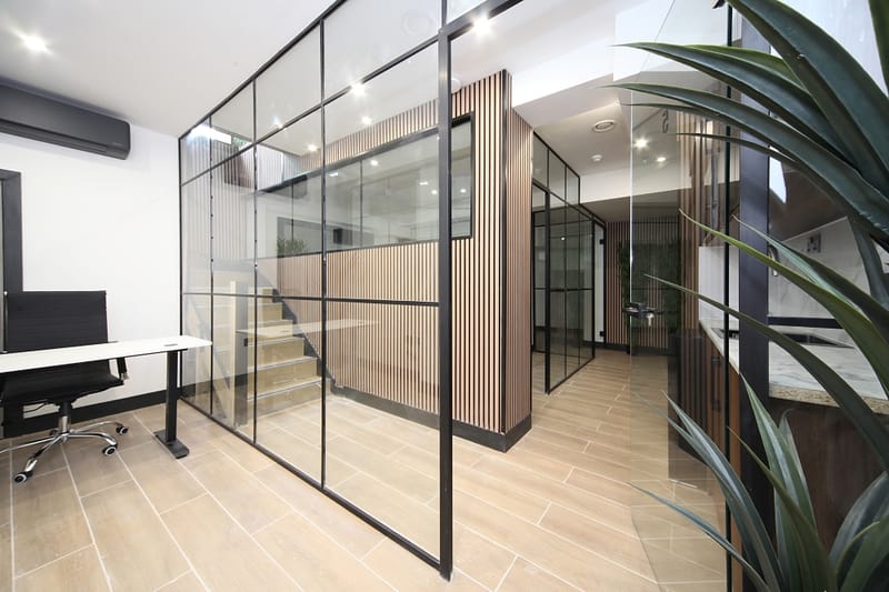 Varis Workspaces Ltd - 751 High Road, N12 8LD - North Finchley image 19