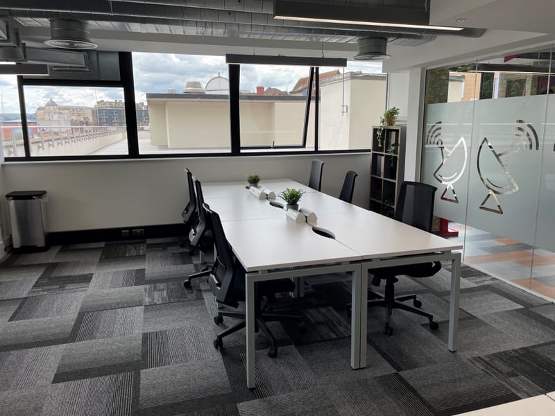 Desklodge - Beacon Tower - Colston street, BS1 - Bristol image 3