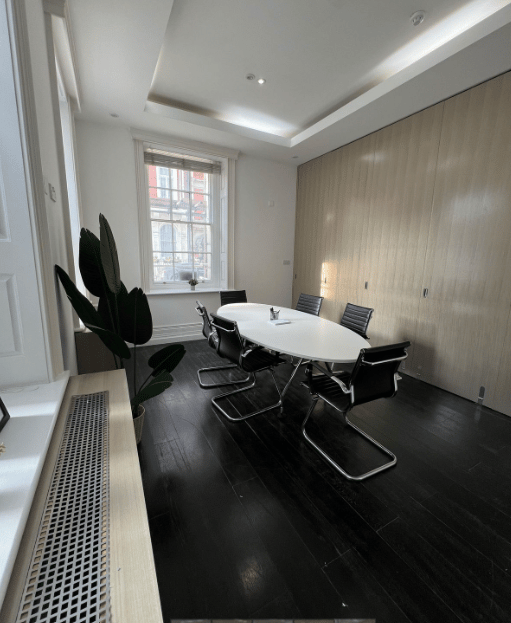 Our Space - 27 Hill Street, W1J - Mayfair image 3