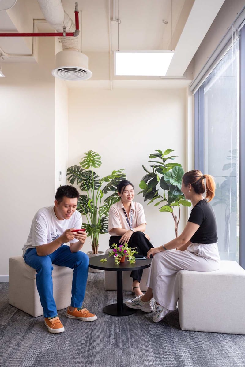 IWG (Regus) - 21 Vo Truong Toan Street, 711070 - Ho Chi Minh City image 9