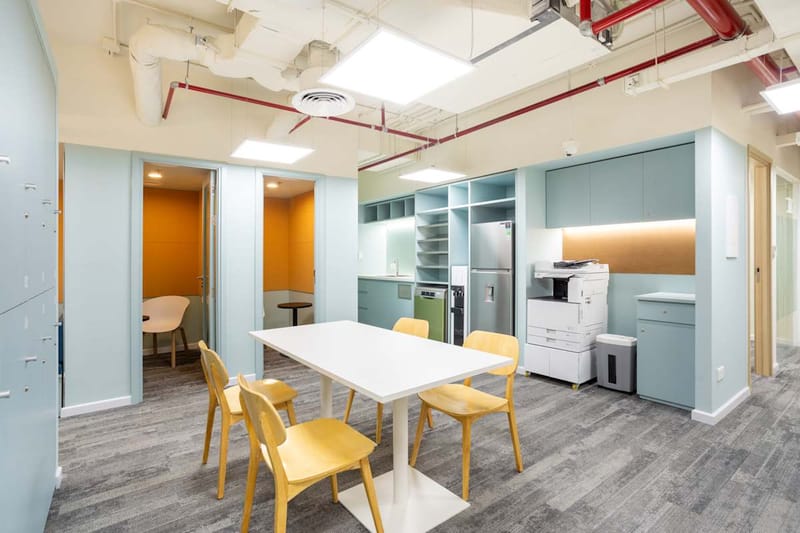 IWG (Regus) - 21 Vo Truong Toan Street, 711070 - Ho Chi Minh City image 7