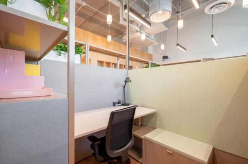 IWG (Regus) - 6501 Park of Commerce, 33432 - Boca Raton, FL image 5