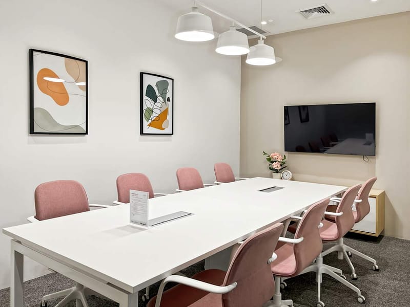 IWG (Regus) - WHA Tower - Moo 13, Debaratna Road, 10540 - Bangkok image 3