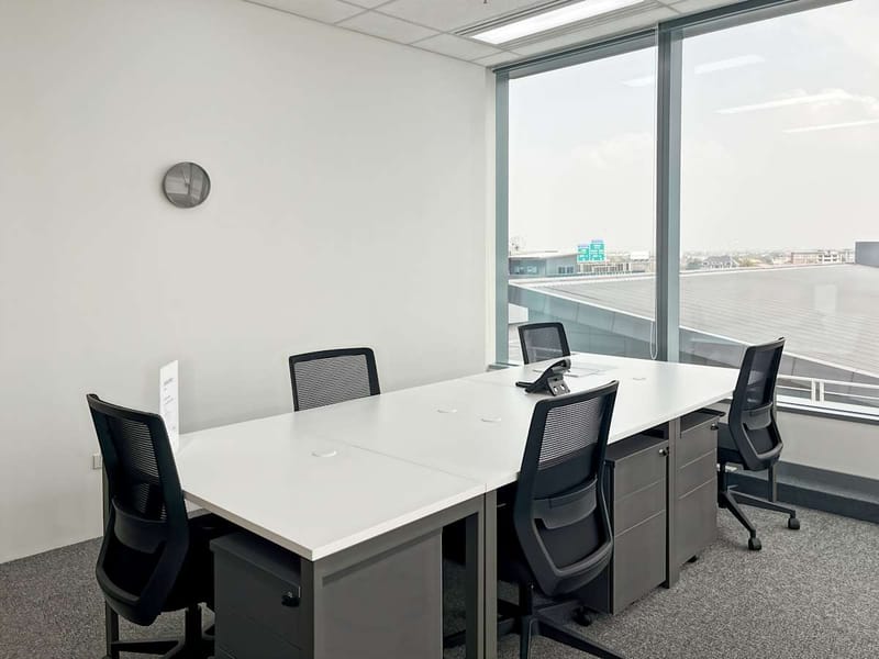 IWG (Regus) - WHA Tower - Moo 13, Debaratna Road, 10540 - Bangkok image 7