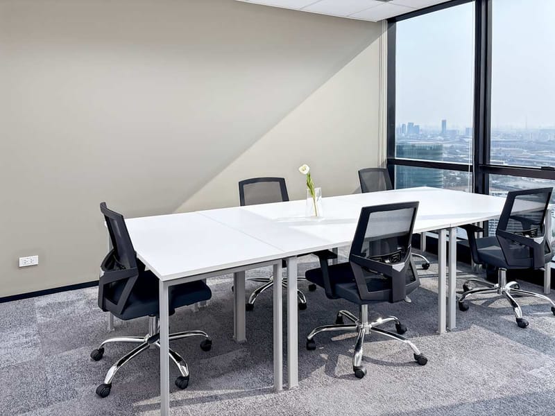 IWG (Regus) - Shinawatra Tower 3 - 1010 Viphavadi Rangsit Road, 10900 - Bangkok image 4