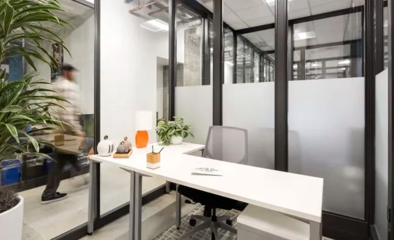 IWG (Regus) - Building 3283 - Bait Eteen - 121 Al Khuwair Street - Muscat image 2