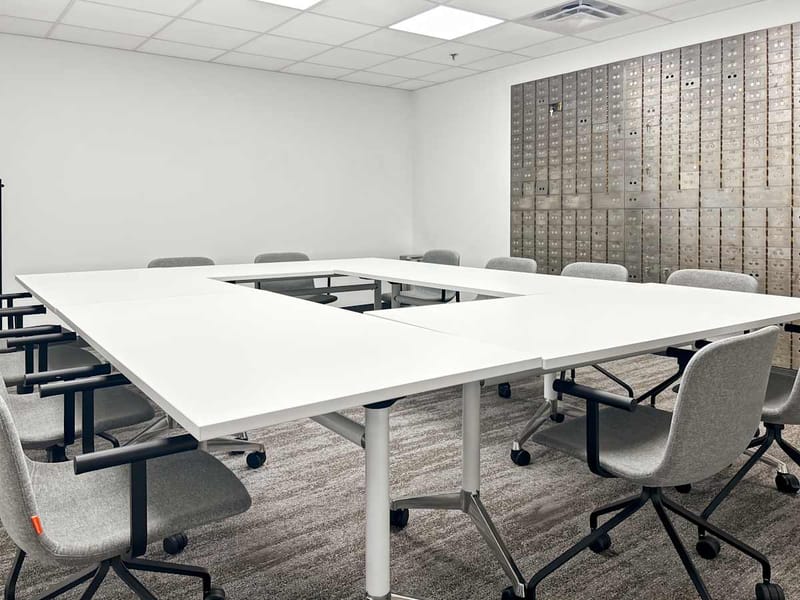 IWG (Regus) - Mark Twain Plaza - 101 W Vandalia Street, 62025 - Edwardsville, IL image 9