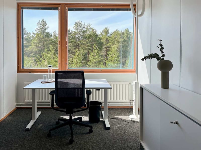 IWG (Regus) - 2 Lentokatu, 90460 - Oulu image 12