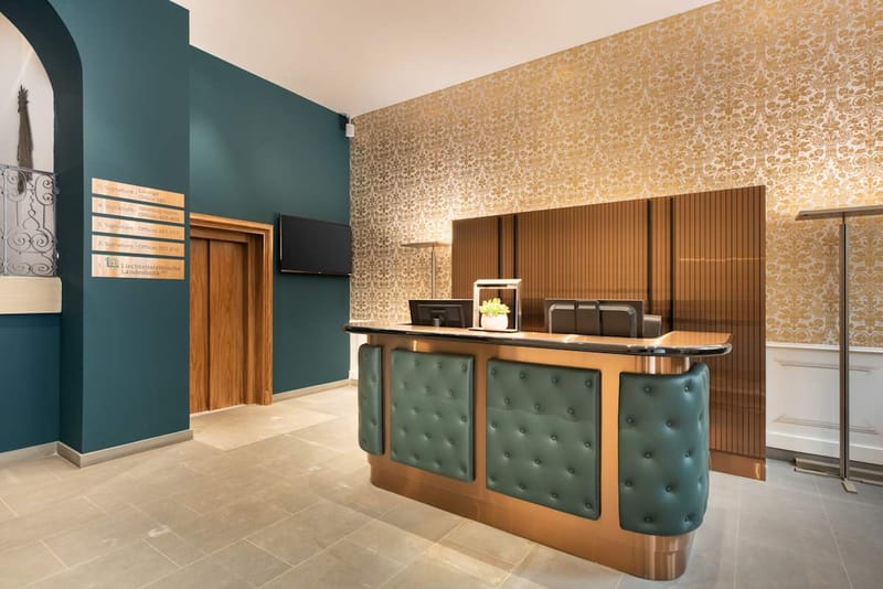 IWG (Signature) - Fusterie - 12 Place de la Fusterie, 1204 - Geneva image 2