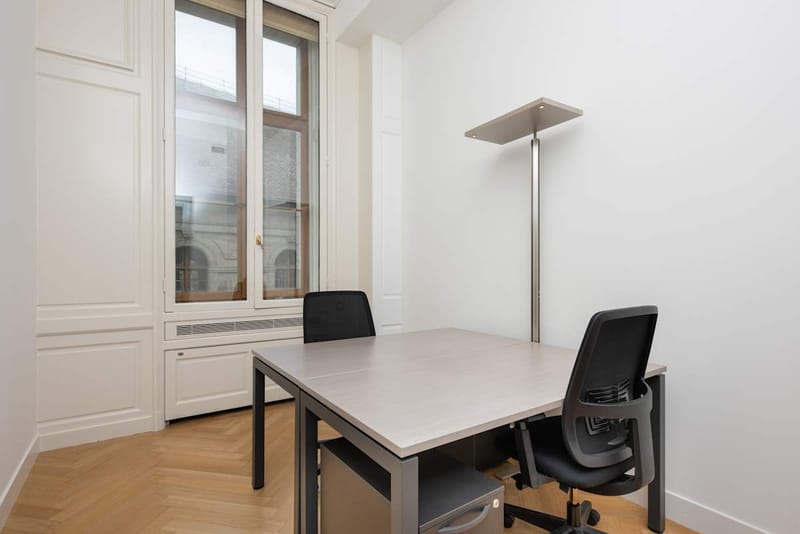 IWG (Signature) - Fusterie - 12 Place de la Fusterie, 1204 - Geneva image 7
