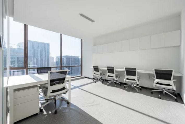 IWG (Regus) - Factories - 53 Avenue Jean Jaures, 93350 - Le Bourget image 4