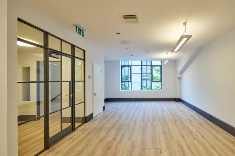 Workplace Plus (Managed 2,729 sqft) - 5 Ireland Yard, EC4V - Blackfriars image 3