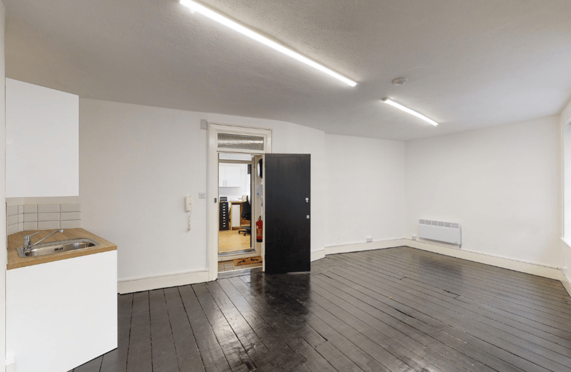 Sub800 Managed (350 - 350 sqft) - Albion Buildings, 1 Back Hill, London EC1R 5HT, UK image 7