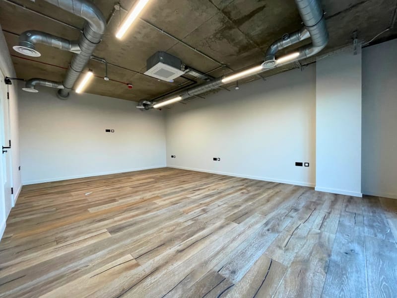 Hello Owl (Leased 234 - 1,100 sqft) - Swaker Yard - 2C Theobald Street, WD6 - Borehamwood image 14