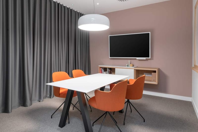 Regus - Spaces Campo de las Naciones - 1 Via de los Poblados, 28033 - Madrid image 10