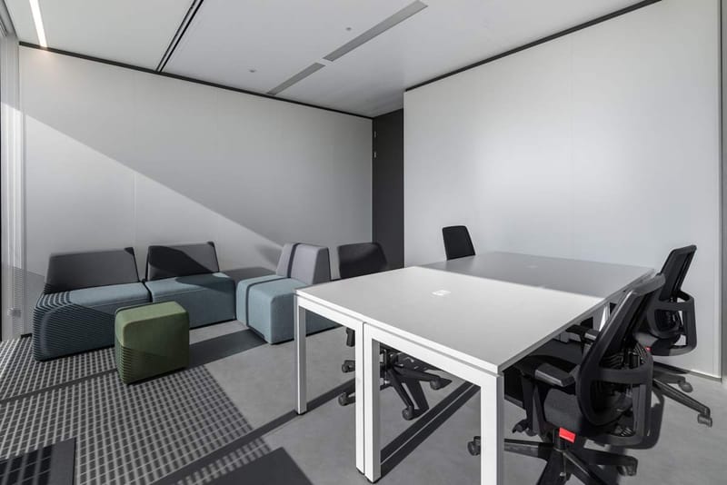 Regus - Spaces Campo de las Naciones - 1 Via de los Poblados, 28033 - Madrid image 4