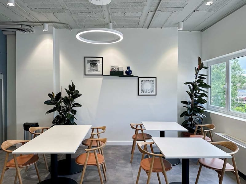 Regus - Edificio 12 - 2 Ronda de Poniente, 28760 - Madrid image 12
