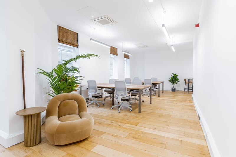 Sub800 Managed (965 - 965 sqft) - 23 Clerkenwell Close, London EC1R 0AA, UK image 3