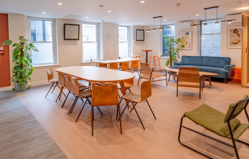 The Sandbox Workspace - 58 Borough High Street, SE1 1XF -  Borough image 2
