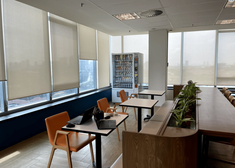WORQ Coworking Spaces - Surian Tower - Jln PJU 7/3, 47810 - Mutiara Damansara - Petaling Jaya image 4