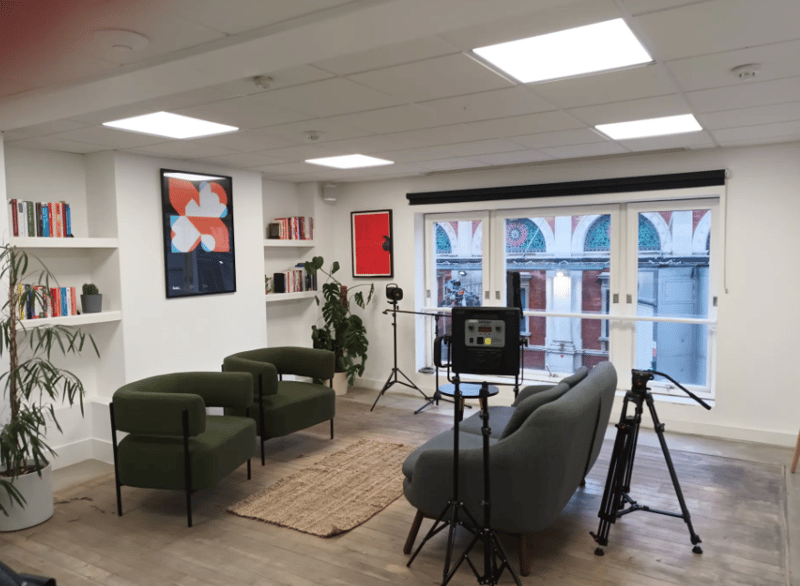 Space 32 - 12 Grenhill Rents, EC1M - Farringdon image 2