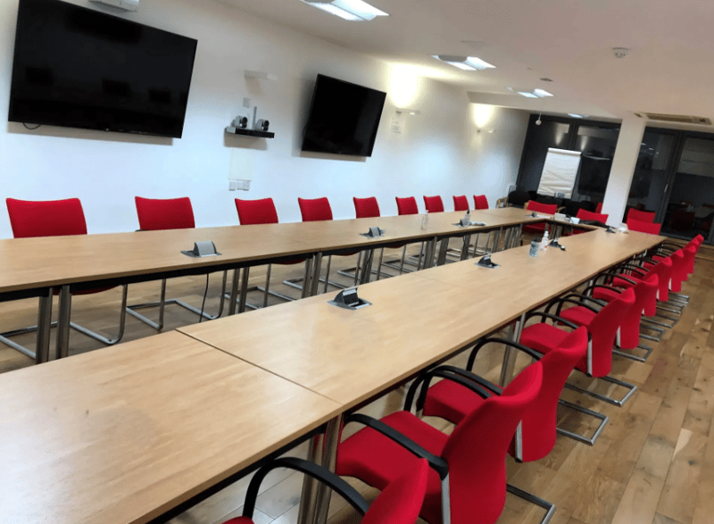 Space 32 - 10 Dallington Street, EC1V - Clerkenwell image 2