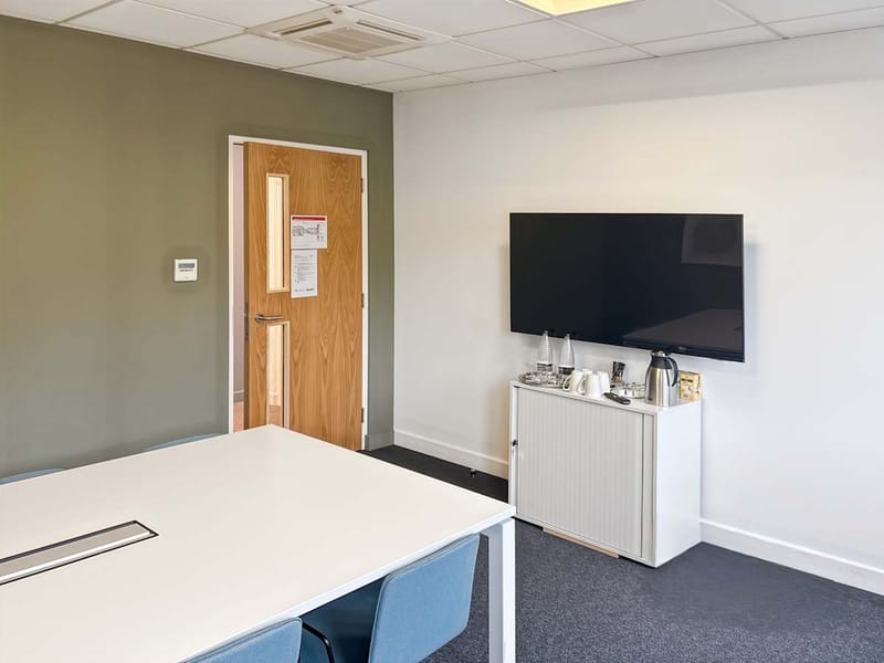 IWG (Regus) - Crown Walk - Crown Walk - 1 Jewry Street, SO23 - Winchester image 9