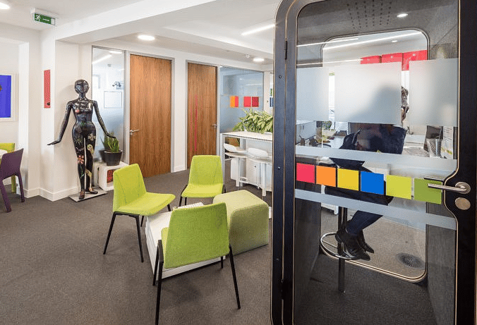 eOffice - 11 Hills Place, W1F - Soho image 3