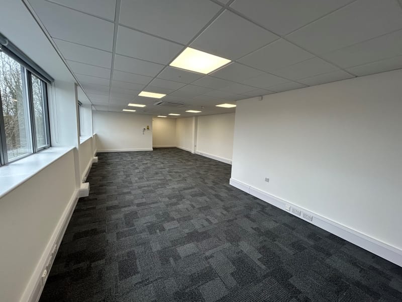 Petchey Holdings Ltd (Managed 188 - 1,991 sqft) - Lakeview House - Bond Avenue, MK1 - Bletchley image 6