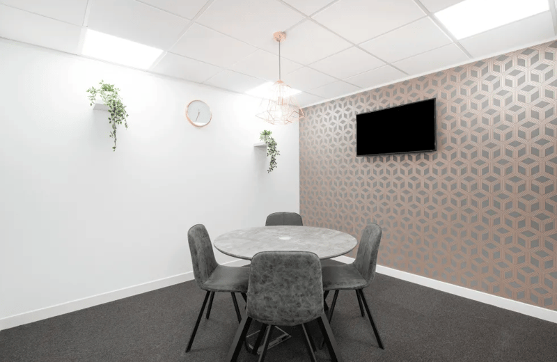 IWG (Regus) - Brunel House - 2 Fitzalan Road, CF24 - Cardiff image 3