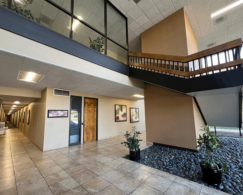 Boxer Workstyle - Borden Building - 4241 E Piedras Dr, 78229 - San Antonio - TX image 4