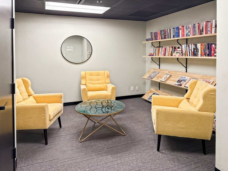 Regus - 560 W Brown Rd, 85201 - Mesa image 5