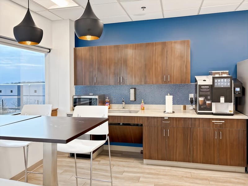 Regus - 3121 RT 22 E, 08876 - Branchburg image 6
