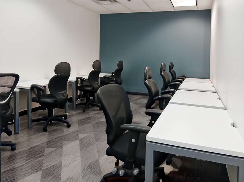 Regus - 16930 East Palisades Blvd, 85268 - Fountain Hills image 11