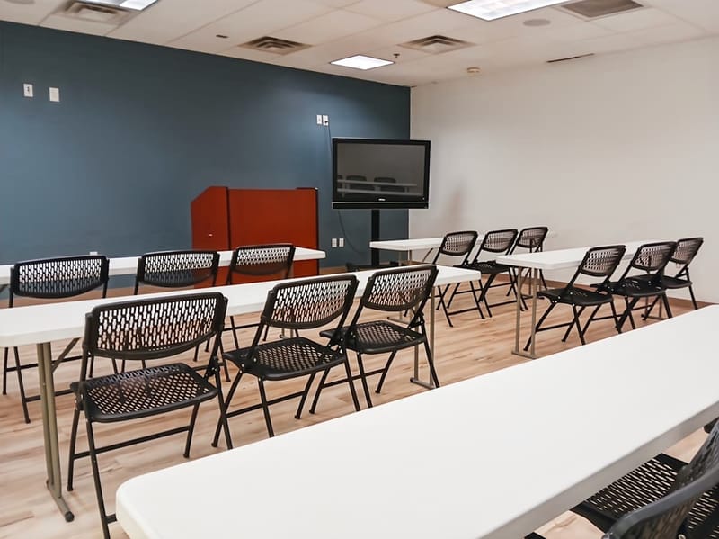 Regus - 16930 East Palisades Blvd, 85268 - Fountain Hills image 12