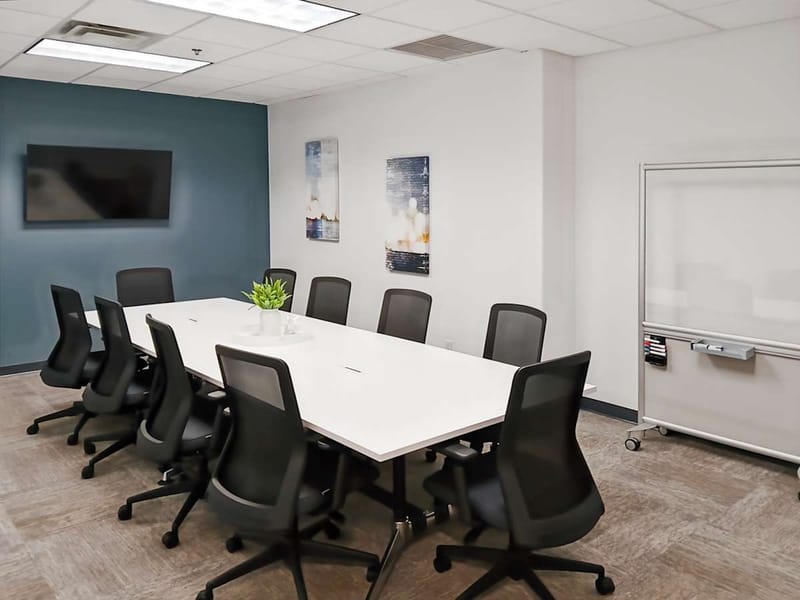 Regus - 16930 East Palisades Blvd, 85268 - Fountain Hills image 13