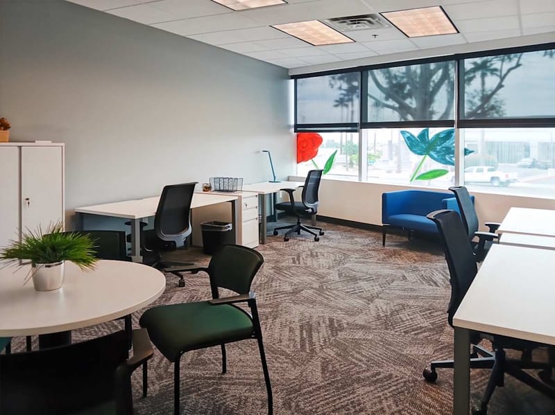 Regus - 16930 East Palisades Blvd, 85268 - Fountain Hills image 7