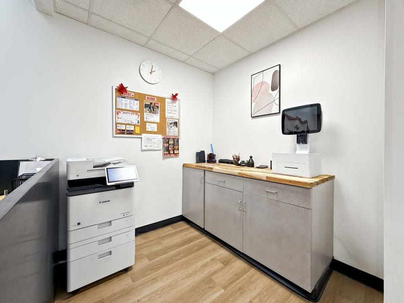 Regus - 333 W Commercial Street, 14445 - East Rochester image 13
