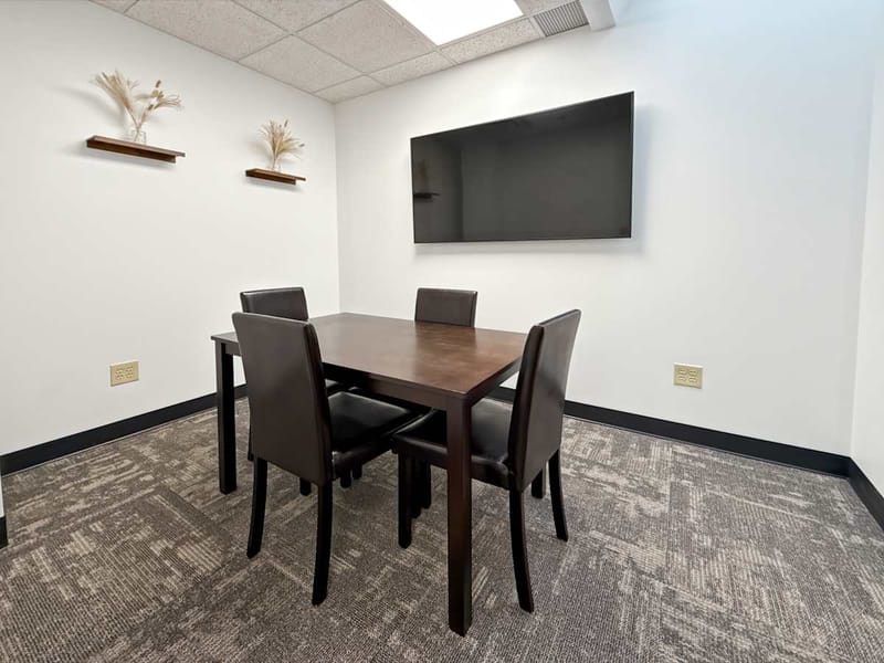 Regus - 333 W Commercial Street, 14445 - East Rochester image 3