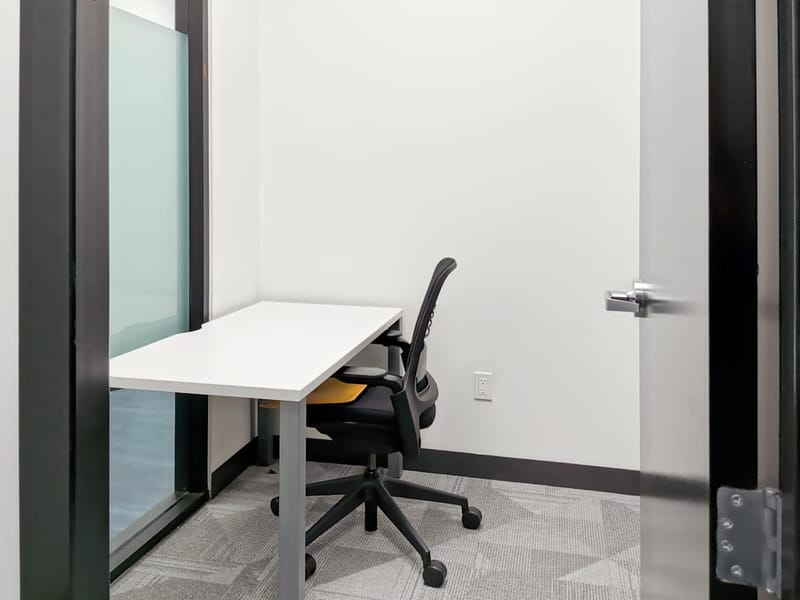 Regus - 10601 Walker St, 90630 - Cypress image 4