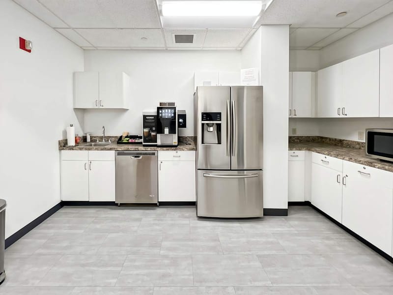 Regus - 3940 Peninsular Drive, 49546 - Grand Rapids image 6